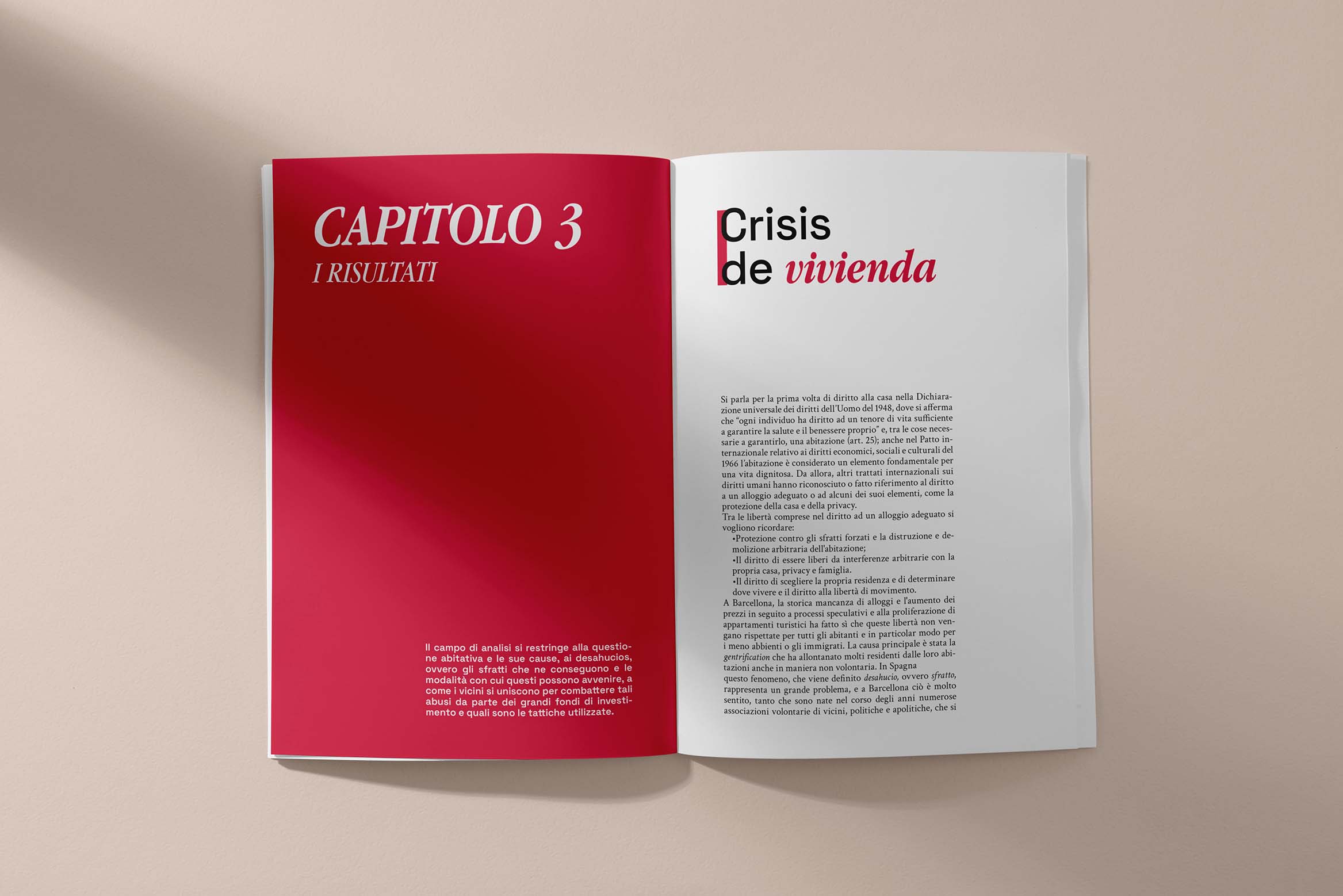 Mockup dell'interno del libro El Raval, un barrio de contrastes